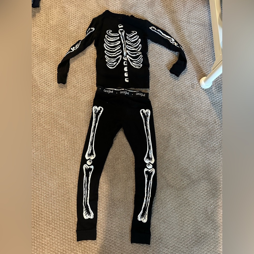 Cat & jack skeleton pajama set